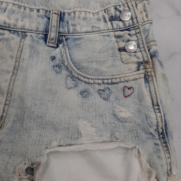 American Eagle Light Wash Distress Denim Shortalls - Picture 2 of 8